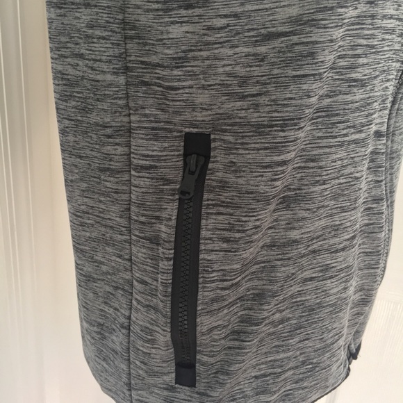VINEYARD VINES Womens Fleece Vest Gray Full Zip pockets Sleeveless XS. - Picture 9 of 13